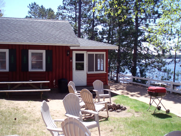 Featured image for “Loons Landing Resort Cabins 2 and 4”